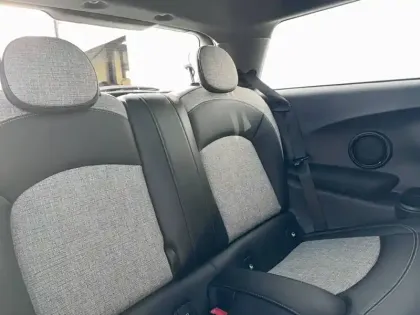 Photo 14 Mini Mini Hatch 3 Portes Cooper SE 184 ch