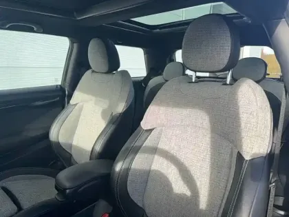 Photo 8 Mini Mini Hatch 3 Portes Cooper SE 184 ch