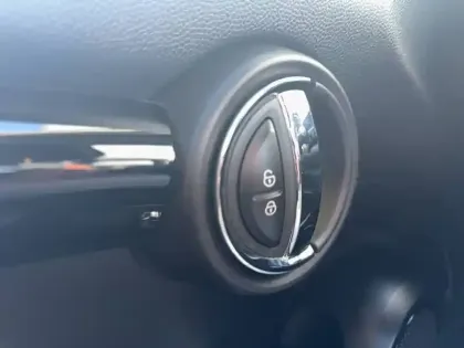 Photo 26 Mini Mini Hatch 3 Portes Cooper SE 184 ch