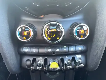 Photo 30 Mini Mini Hatch 3 Portes Cooper SE 184 ch