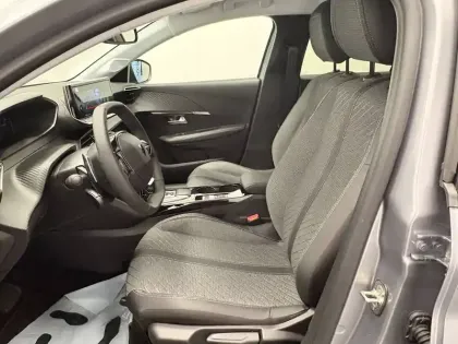 Photo 47 Peugeot 208 Gén. II Ph2 Envy 5