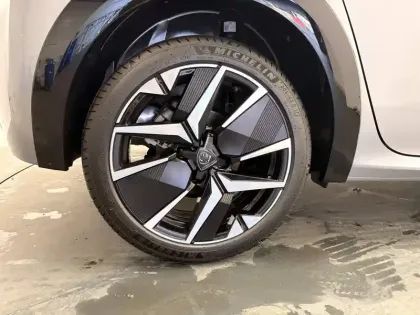 Photo 43 Peugeot 208 Gén. II Ph2 Envy 5