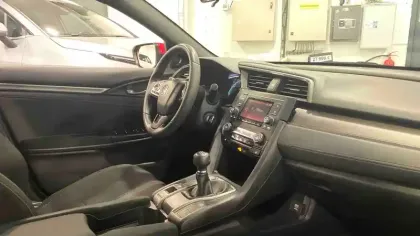 Photo 20 Honda Civic  1.0 i-VTEC 126