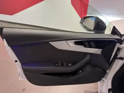 Photo 18 Audi A5  Sportback 40 TFSI 204 S tronic 7 Quattro