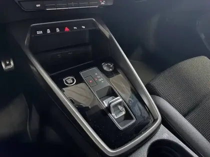 Photo 14 Audi A3  Berline 35 TFSI Mild Hybrid 150 S tronic 7