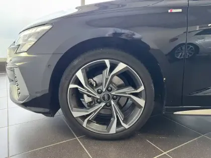 Photo 3 Audi A3  Berline 35 TFSI Mild Hybrid 150 S tronic 7