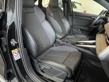 Photo 11 Audi A3  Berline 35 TFSI Mild Hybrid 150 S tronic 7