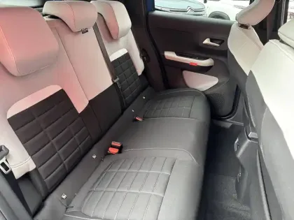 Photo 10 Citroën C3  Hybride 110 ch e-DCS6