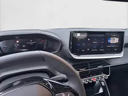 Photo 47 Peugeot 208  Hybrid 110 e-DCS6