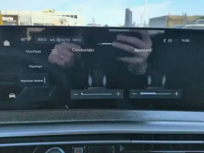 Photo 23 Peugeot 3008  Hybrid 145 e-DCS6