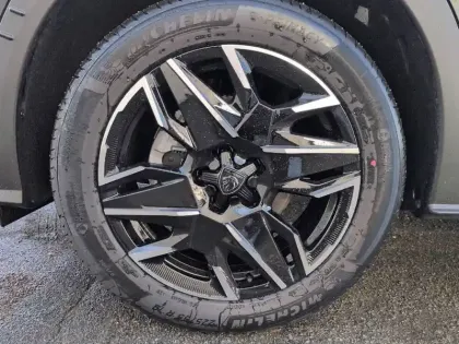 Photo 12 Peugeot 3008  Hybrid 145 e-DCS6