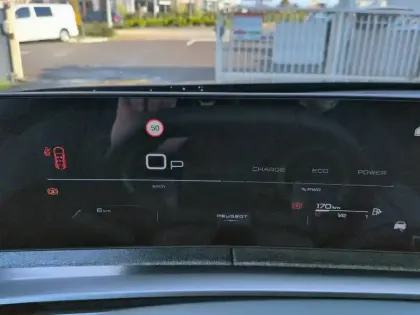 Photo 9 Peugeot 3008  Hybrid 145 e-DCS6