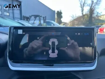 Photo 13 Peugeot 208  Hybrid 110 e-DCS6