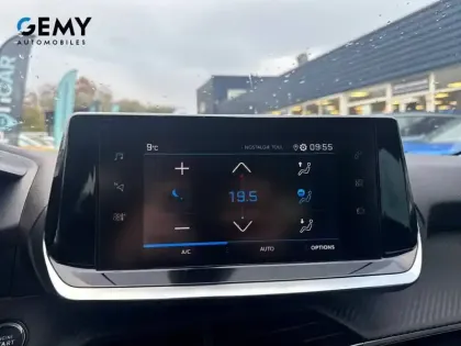 Photo 14 Peugeot 208  PureTech 100 S&S BVM6