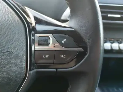 Photo 14 Peugeot 3008  1.5 BlueHDi 130ch S&S BVM6