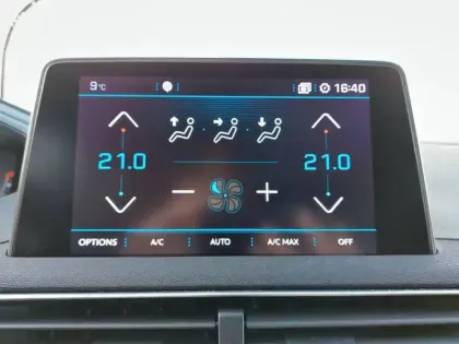 Photo 29 Peugeot 3008  1.5 BlueHDi 130ch S&S BVM6