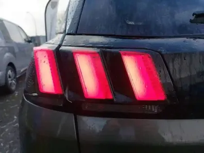 Photo 16 Peugeot 3008  1.5 BlueHDi 130ch S&S BVM6