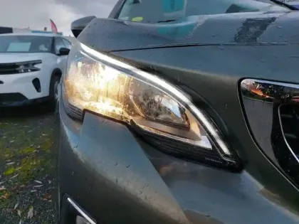 Photo 15 Peugeot 3008  1.5 BlueHDi 130ch S&S BVM6