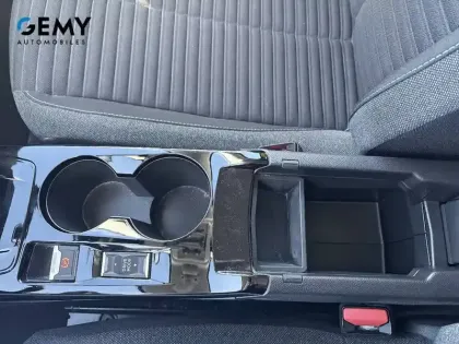 Photo 18 Peugeot 208  Electrique 50 kWh 136ch