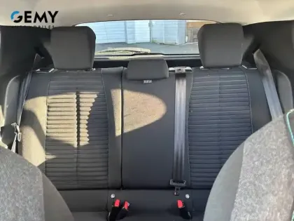 Photo 19 Peugeot 208  Electrique 50 kWh 136ch