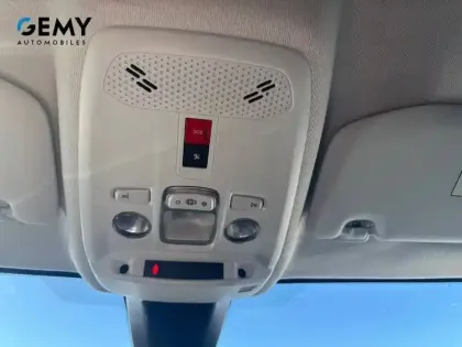 Photo 27 Peugeot 208  Electrique 50 kWh 136ch