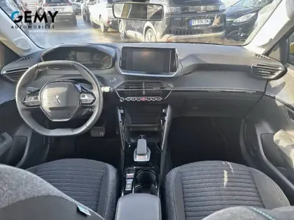 Photo 7 Peugeot 208  Electrique 50 kWh 136ch