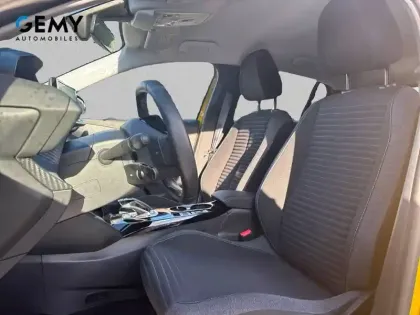 Photo 8 Peugeot 208  Electrique 50 kWh 136ch