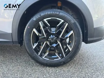 Photo 33 Peugeot 3008  Hybrid 145 e-DCS6