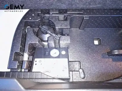 Photo 11 Peugeot 2008  Electrique 136 ch