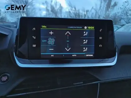 Photo 18 Peugeot 2008  Electrique 136 ch