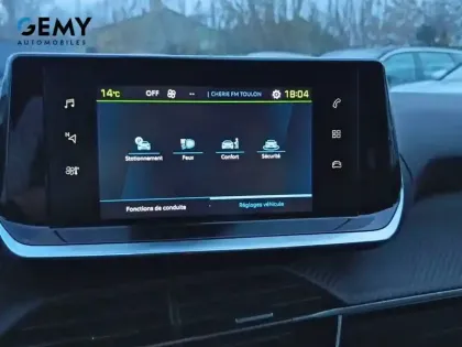 Photo 15 Peugeot 2008  Electrique 136 ch