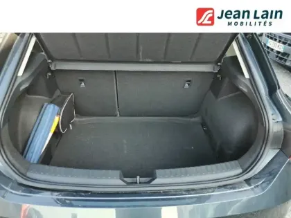 Photo 27 Seat Leon  1.5 eTSI Hybrid 115 DSG7