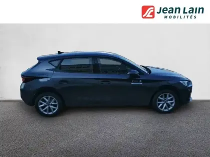 Photo 57 Seat Leon  1.5 eTSI Hybrid 115 DSG7