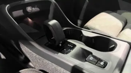 Photo 12 Volvo Xc40  B3 163 ch DCT7