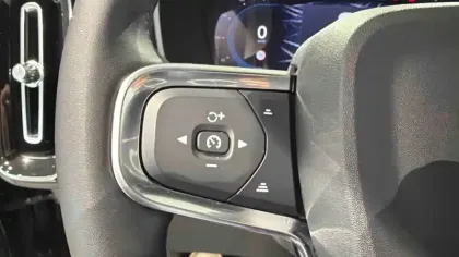 Photo 7 Volvo Xc40  B3 163 ch DCT7