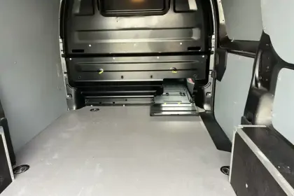 Photo 16 Peugeot Expert  FGN TOLE STANDARD BLUEHDI 180 S&S EAT8