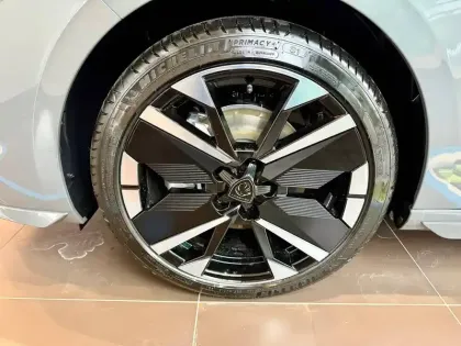 Photo 6 Peugeot 308  Hybrid 145 e-DCS6