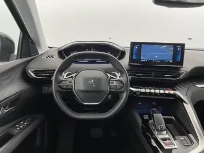 Photo 21 Peugeot 5008  PureTech 130ch S&S EAT8