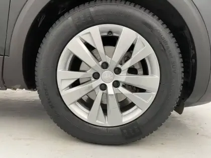 Photo 17 Peugeot 5008  PureTech 130ch S&S EAT8