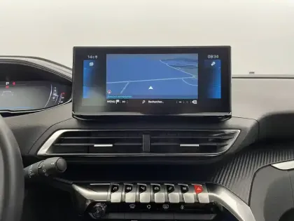 Photo 19 Peugeot 5008  PureTech 130ch S&S EAT8