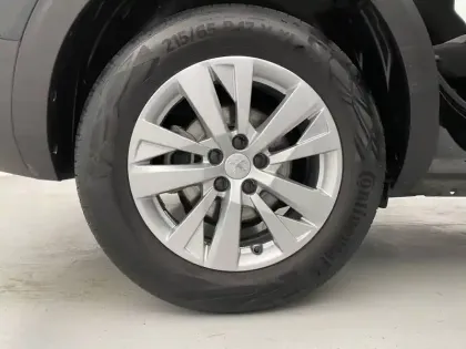 Photo 18 Peugeot 5008  PureTech 130ch S&S EAT8