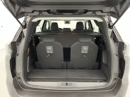 Photo 29 Peugeot 5008  PureTech 130ch S&S EAT8