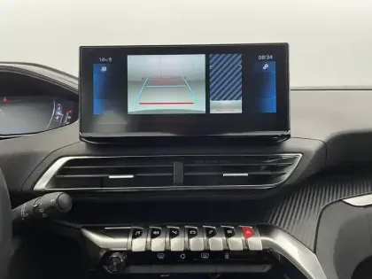 Photo 32 Peugeot 5008  PureTech 130ch S&S EAT8