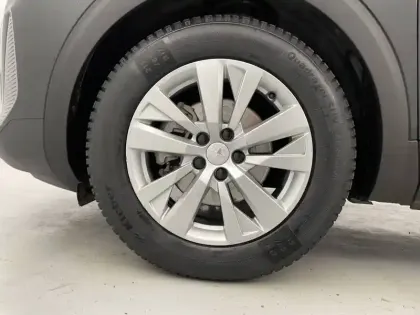 Photo 16 Peugeot 5008  PureTech 130ch S&S EAT8