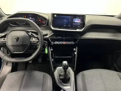 Photo 31 Peugeot 2008  100 S&S BVM6