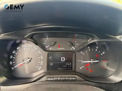 Photo 12 Citroën C3  PureTech 83 S&S BVM5