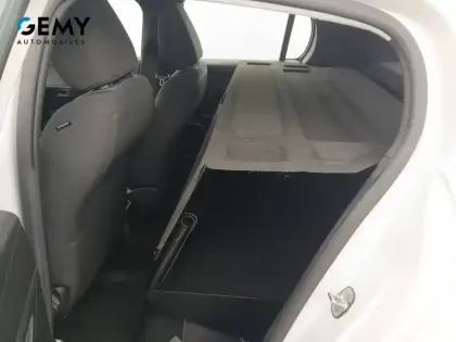 Photo 51 Peugeot 208  BLUEHDI 100 S&S BVM6