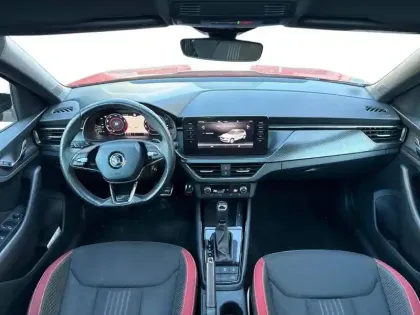 Photo 10 Skoda Kamiq  1.0 TSI Evo 110 ch DSG7