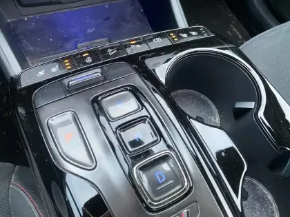 Photo 21 Hyundai Tucson  1.6 T-GDI 230 Hybrid BVA6