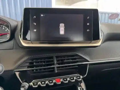 Photo 14 Peugeot 2008  PureTech 130 S&S EAT8